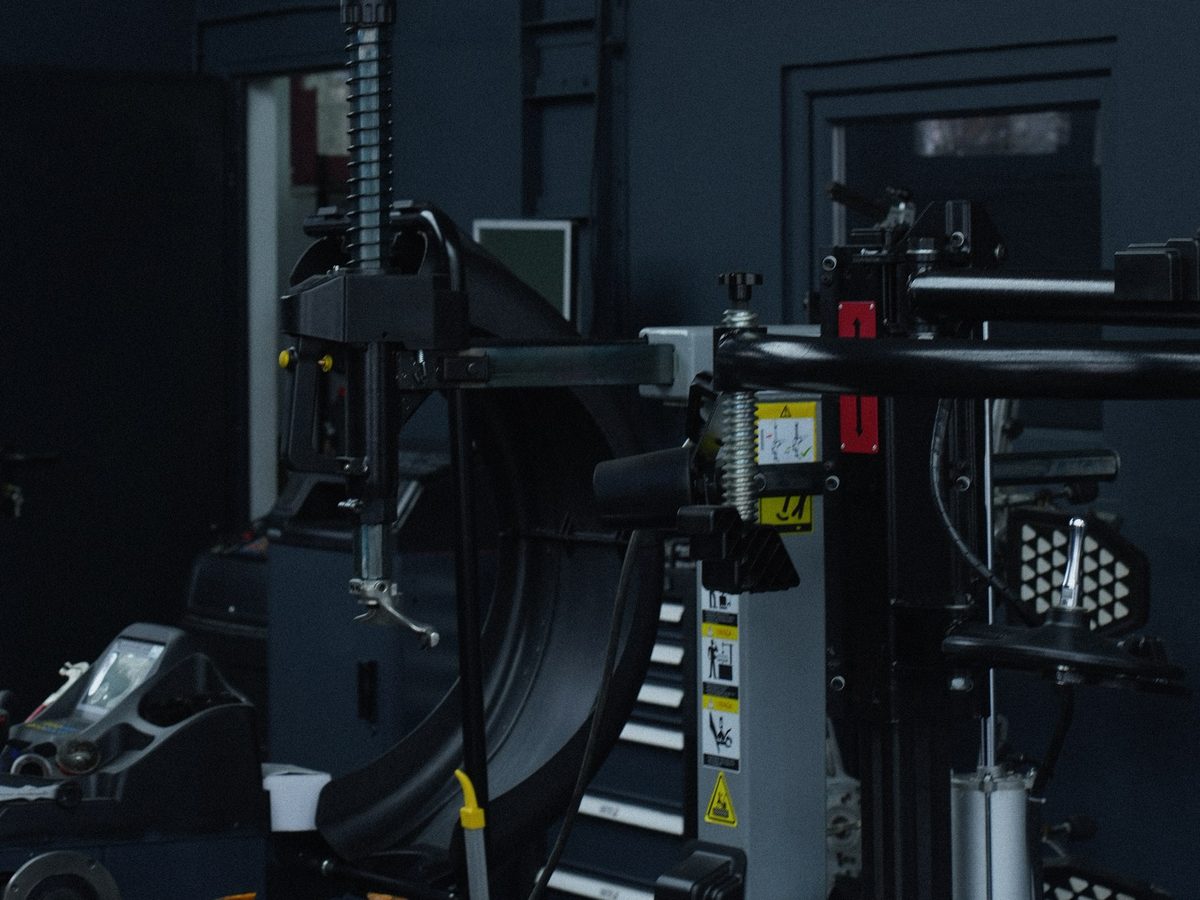 Tyre changer at Pulsecar workshop